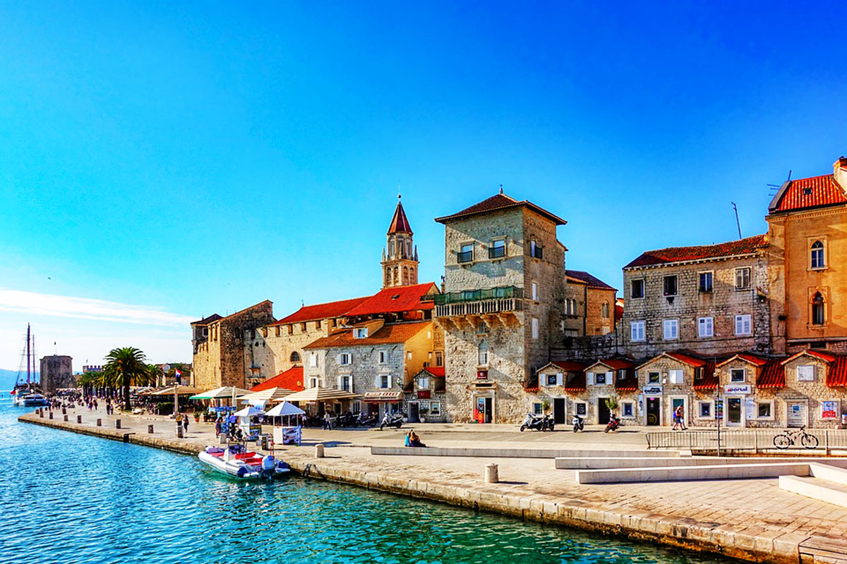 เมืองเก่าโทรเกียร์ (Trogir) โคลเอเชีย
